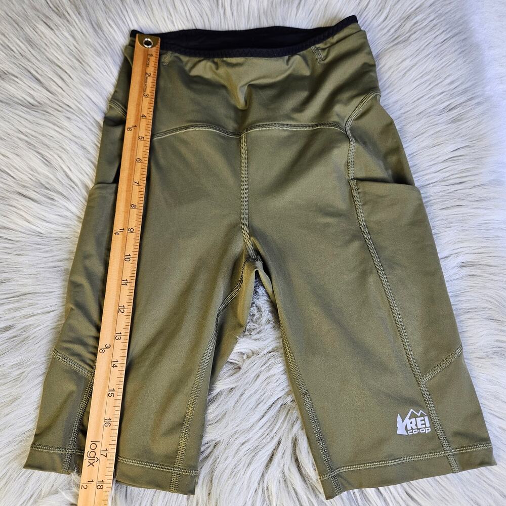 REI Co-op Olive Green Women's Bike Shorts with Side Pockets - Picture 10 of 10